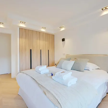 Apartamento Charming With Ac & Balcony